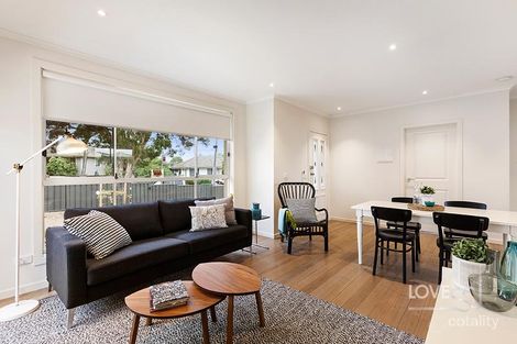Property photo of 1/74 Whitelaw Street Reservoir VIC 3073