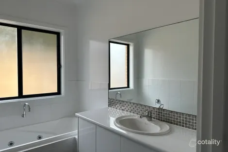 Property photo of 7 Kenny Road Petersville SA 5571