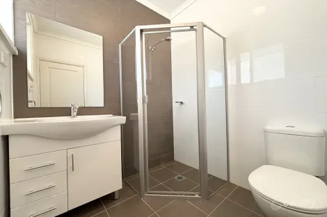 Property photo of 16/221A Waterworth Drive Mount Annan NSW 2567