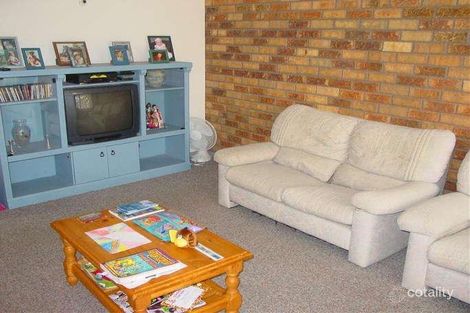 2/4 Eda Pl, Elermore Vale, NSW 2287