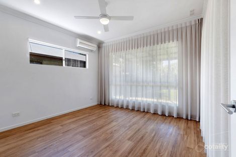 Property photo of 9 Oakdale Circuit Currimundi QLD 4551