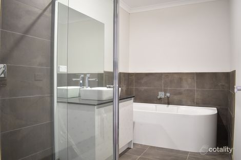 Property photo of 72 Fitzpatrick Circuit Kalkallo VIC 3064