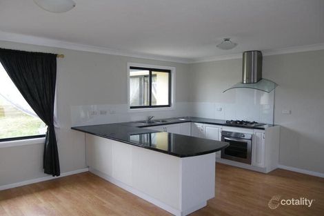 Property photo of 7 Gilroy Place Orange NSW 2800