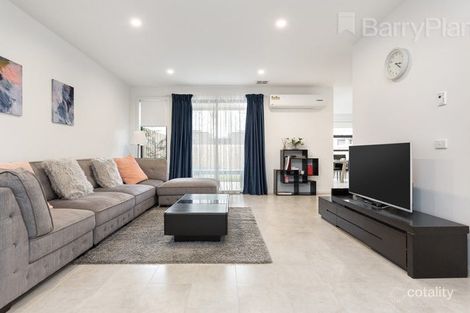 Property photo of 32A Homeleigh Road Keysborough VIC 3173