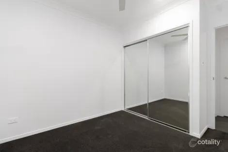 Property photo of 60 Perignon Circuit Beachmere QLD 4510