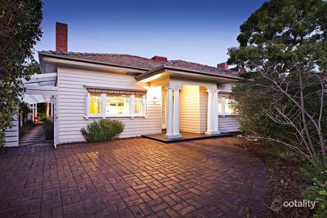 16 Tanner Gr, Northcote, VIC 3070