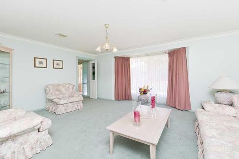 Property photo of 3 Kinlyside Avenue Jerrabomberra NSW 2619