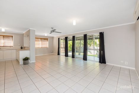 Property photo of 71 Lilly Pilly Crescent Fitzgibbon QLD 4018