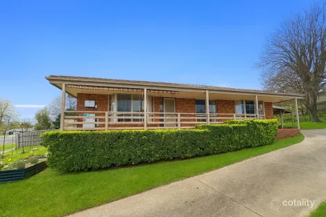 11 Karrala Ct, Drouin, VIC 3818