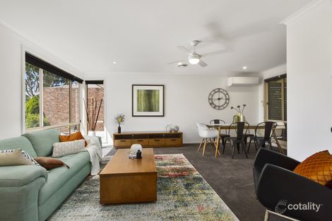 Property photo of 27 Segarta Circuit Ferntree Gully VIC 3156