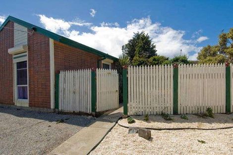 3 Schmitt Ct, Whittington, VIC 3219