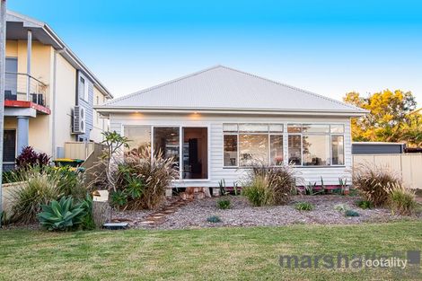 Property photo of 1 Burns Street Redhead NSW 2290