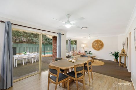 Property photo of 33 Bomaderry Crescent Glenning Valley NSW 2261