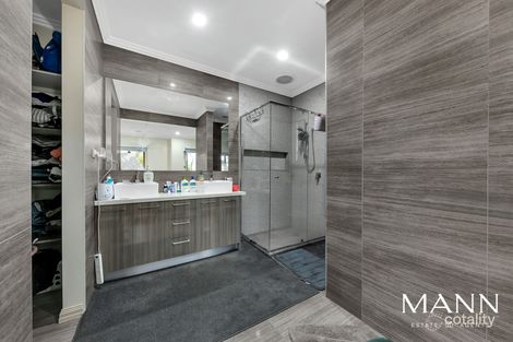 Property photo of 13 St Patricks Rise Wollert VIC 3750