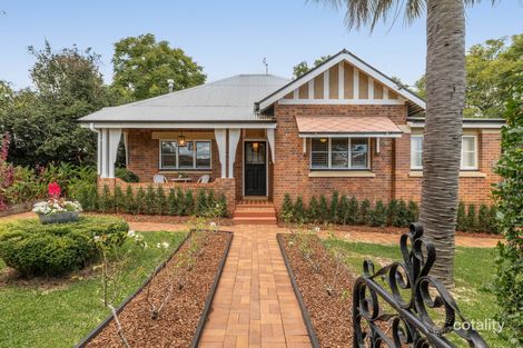 60 Mary St, Mount Lofty, QLD 4350