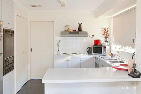 Property photo of 76 Landscape Drive Mooroolbark VIC 3138