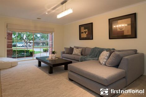 Property photo of 37 Edgbaston Circuit Berwick VIC 3806
