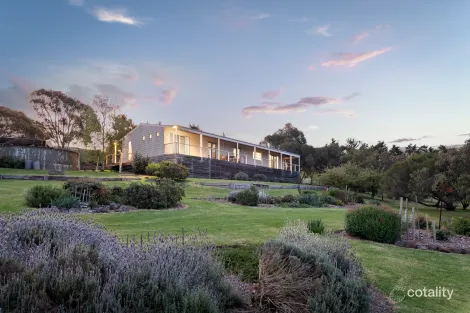 Property photo of 200 Fenton Hill Road Clarkefield VIC 3430