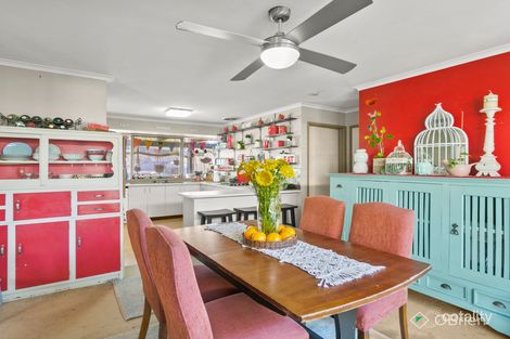 Property photo of 5 Olearia Crescent Langwarrin VIC 3910