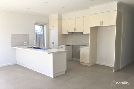 Property photo of 1/15 Kinkade Close Cranbourne East VIC 3977