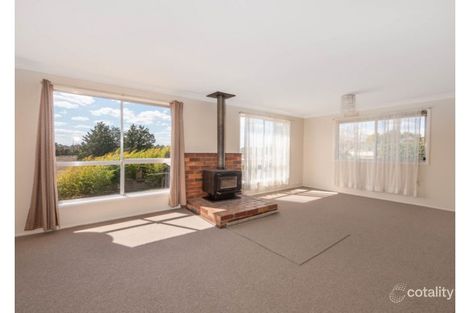 Property photo of 11 Sunset Avenue Armidale NSW 2350