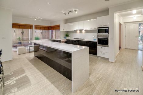 Property photo of 7 Star Grove Bundoora VIC 3083