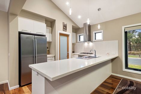 Property photo of 6 Thernholme Crescent Doreen VIC 3754