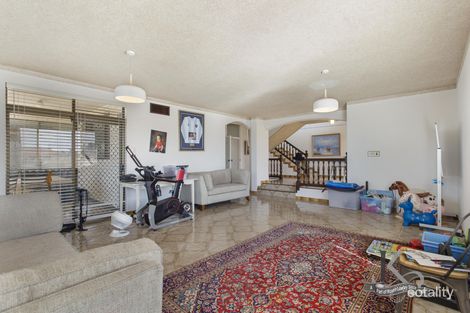 Property photo of 4 Callaghan Way Noranda WA 6062