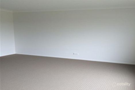 Property photo of 5 Gardner Terrace Craigieburn VIC 3064
