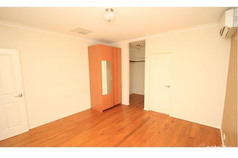 Property photo of 2/6 Ward Place Embleton WA 6062