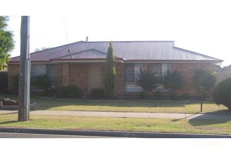 Property photo of 204 Hogans Road Hoppers Crossing VIC 3029