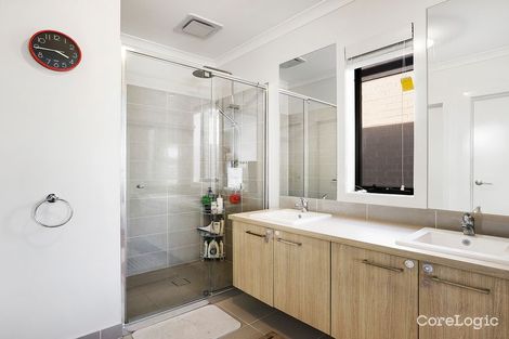 Property photo of 17 Dexter Crescent Clyde North VIC 3978