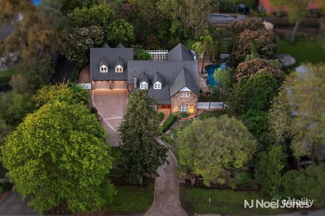 43 Pine Rd, Mooroolbark, VIC 3138