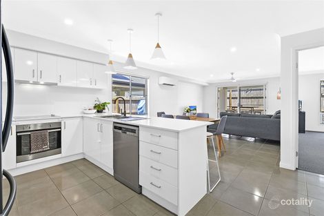 Property photo of 8 Aspen Way Arundel QLD 4214