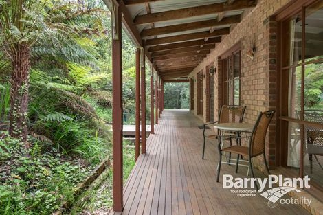 2 Doonaha Rd, Cockatoo, VIC 3781