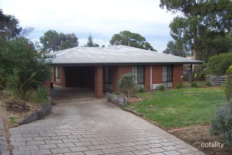 1/5 Biggs Ct, Flora Hill, VIC 3550