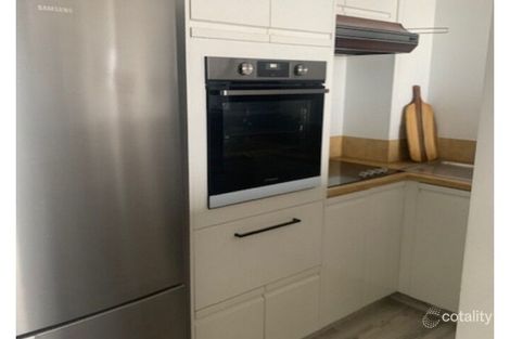 Property photo of 20E/973 Gold Coast Highway Palm Beach QLD 4221