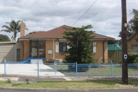 33 Charlton Cres, Reservoir, VIC 3073