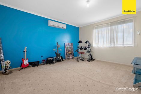 Property photo of 14 Droitwich Crescent Deer Park VIC 3023