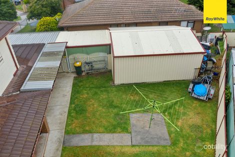 Property photo of 14 Droitwich Crescent Deer Park VIC 3023