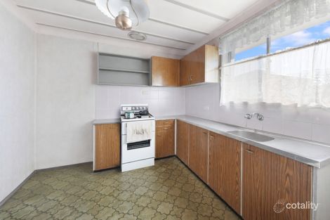Property photo of 12 Glenbrook Crescent Georges Hall NSW 2198