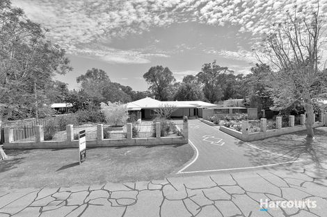 Property photo of 10 Queenscliff Rise Greenfields WA 6210