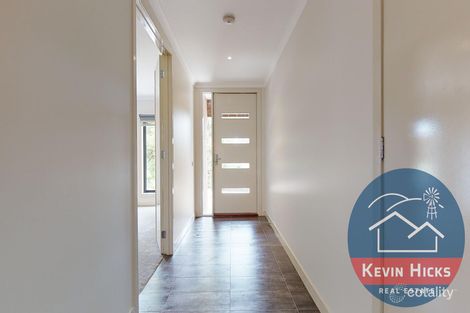 Property photo of 10 Cezanne Drive Shepparton VIC 3630