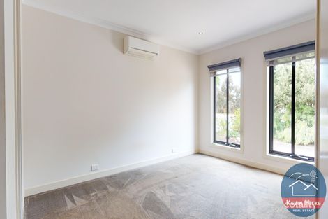 Property photo of 10 Cezanne Drive Shepparton VIC 3630