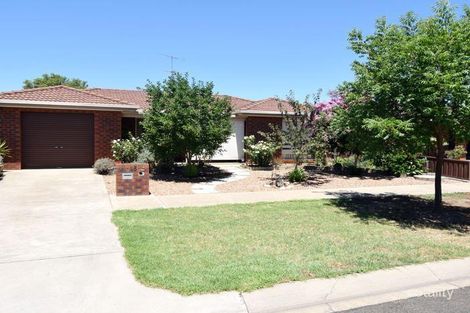 15 Thomas Wedge Dr, Wangaratta, VIC 3677