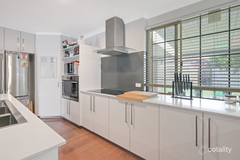 Property photo of 4 Hampden Close Dianella WA 6059