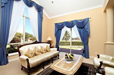 Property photo of 2 Baton Rouge Drive Mindarie WA 6030