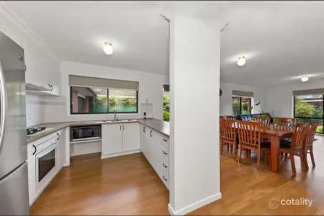 Property photo of 18 Perkins Grove Burnside VIC 3023