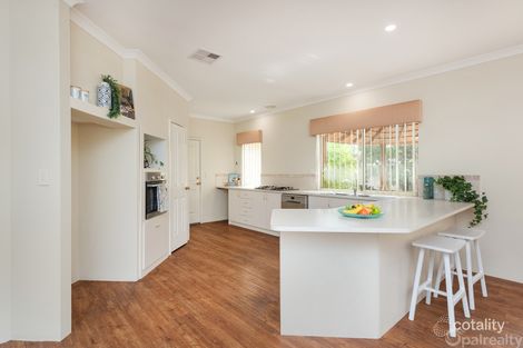 33 Greeson Pkwy, Secret Harbour, WA 6173