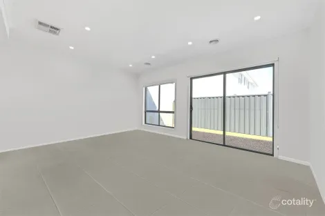 Property photo of 5 Cusp Drive Tarneit VIC 3029